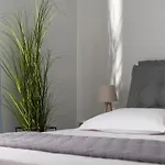 Coastal Harmony Retreat - Polychrono,chalkidiki Apartment *
